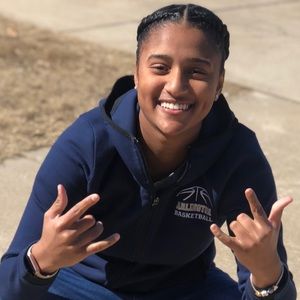 Meet your Posher, Karlee